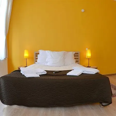 Du Parlement Hotel Ixelles